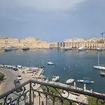 Korzo Waterfront *