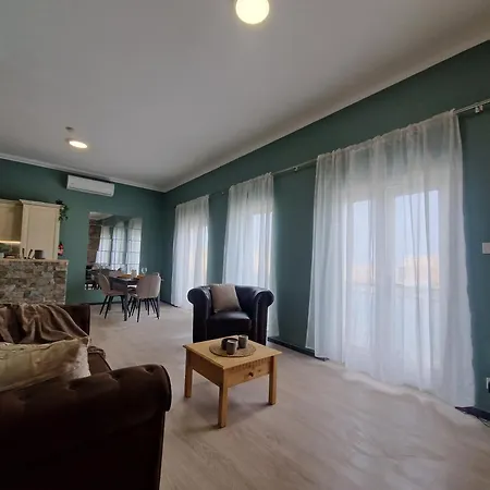 Korzo Waterfront Apartment